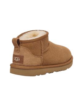 Botas Ugg Classic Ultra mini Chestnut para niño y niña