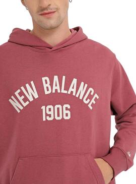 Sudadera New Balance Essential Varsity Rosa Hombre
