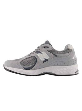 Zapatillas New Balance 2002 gris para mujer y hombre