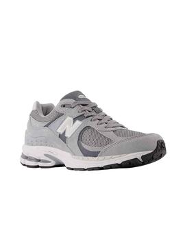 Zapatillas New Balance 2002 gris para mujer y hombre