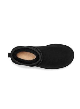 Botas UGG Australia negras para mujer.