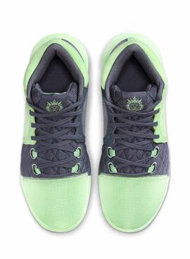 Zapatillas Nike LeBron Witness verde para hombre