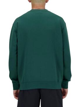 Sudaderas New Balance Essentials verde para hombre. 