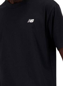 Camiseta New Balance Essentials negro hombre