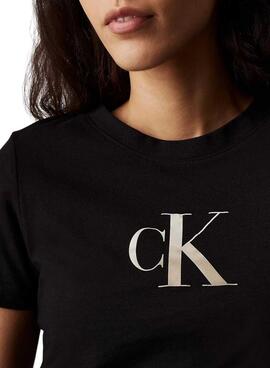 Camiseta Calvin Klein Jeans Gradient  negro para mujer 