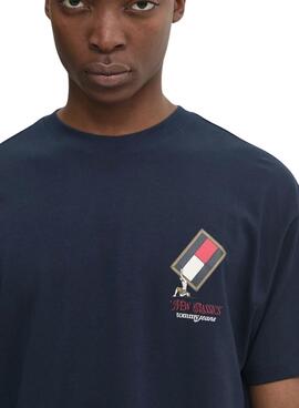 Camiseta Tommy Jeans Novelty en azul marino para hombre 