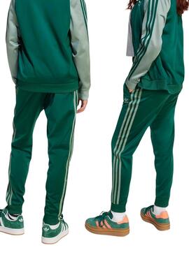 Pantalón Adidas Adicolor SST verde para niña y niño