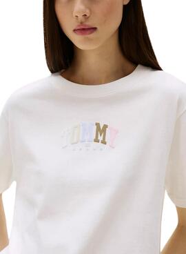 Camiseta Tommy Jeans  Color Varsity beige para mujer 