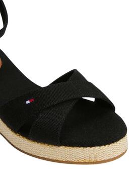 Sandalias Tommy Hilfiger Flag Criss negro para mujer