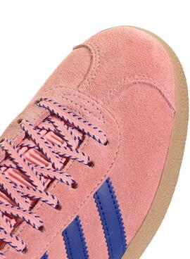 Zapatillas Adidas Gazelle rosa y azul para niña