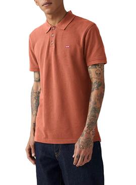 Polo Levis básico teja para hombre