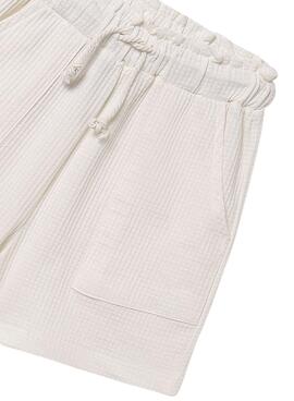 Pantalón corto Mayoral punto beige para niña