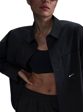 Camisa Nike Sportswear Chill Poplin negro para mujer
