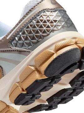 Zapatillas Nike  Modelo Vomero 5 para niño y niña