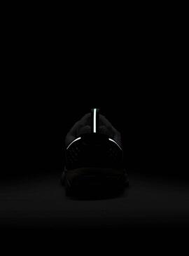 Zapatillas Nike  Modelo Vomero 5 para niño y niña