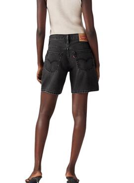 Bermudas Levis 94 Baggy negro para mujer
