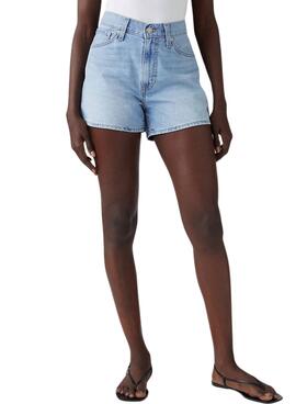 Shorts Levis 80s Mom denim claro para mujer