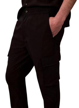 Pantalones cargo Calvin Klein Jeans ripstop negro para nombre