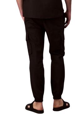 Pantalones cargo Calvin Klein Jeans ripstop negro para nombre