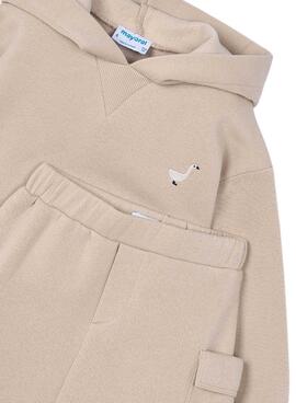 Conjunto Mayoral sudadera y falda cargo beige niña