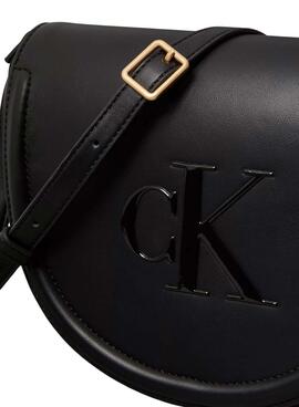 Bolso Calvin Klein Jeans Bold Saddle negro para mujer
