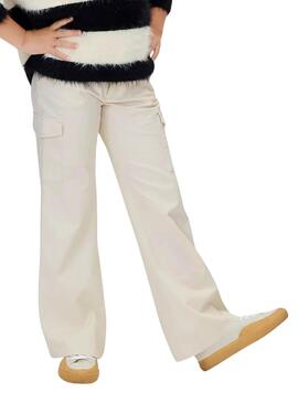 Pantalón Calvin Klein cargo acampanado beige niña