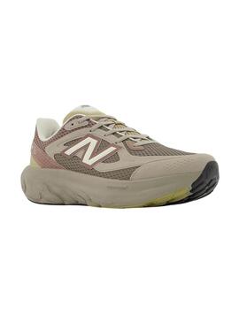 Zapatillas New Balance 800 beige y rosa para mujer y hombre
