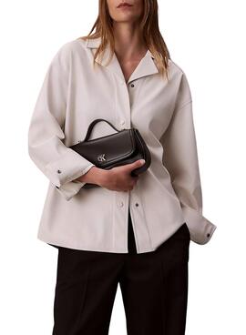 Bolso Calvin Klein Jeans cadena Ck negro para mujer