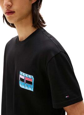 Camiseta Tommy Jeans DNA Flag negro para hombre