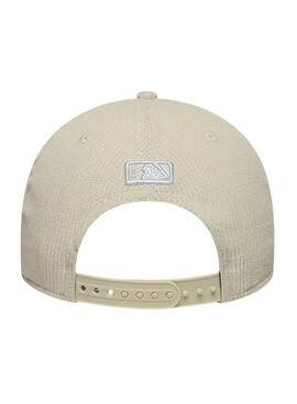 Gorra New Era Cord beige LA para mujer