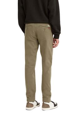 Pantalón Levis XX Chino Standard Taper verde para hombre