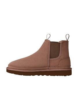 Botines UGG Neumel marrón chelsea para hombre