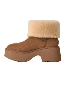 Botas UGG Esmee camel para mujer