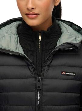 Abrigo acolchado Superdry Hood Fuji Lite negro para mujer