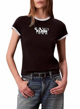 Camiseta Calvin Klein 1968 Graphic Baby negro para mujer