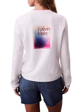 Camiseta Calvin Klein Jeans Satin Ombre Graphic blanco para mujer