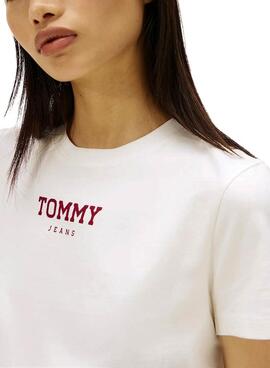 Camiseta Tommy Jeans Essential Logo blanco para mujer