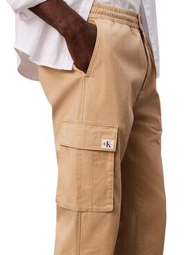Pantalones cargo Calvin Klein Jeans Elastic Twill beige para hombre