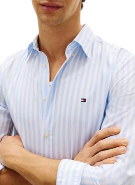 Camisa Tommy Hilfiger azul y blanco rayas para hombre