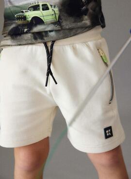 Bermudas Mayoral bolsillos cremallera beige para niño