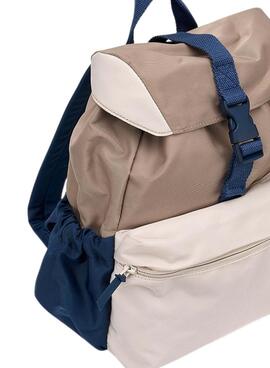 Mochila Mayoral cierre solapa tostado para niño y niña