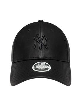 Gorra New Era New York Yankees 9FORTY efecto piel negro para mujer
