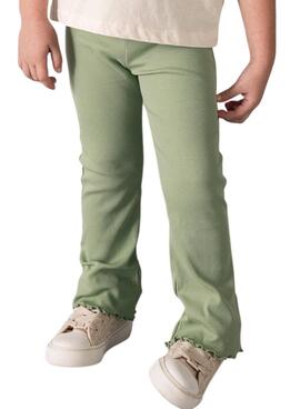 Pantalón Mayoral canalé verde para niña 