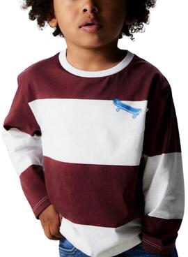 Camiseta Name It rayas marrón y blanco con skate para niño