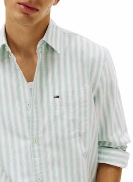 Camisa Tommy Jeans Oxford Stripe verde y blanco para hombre