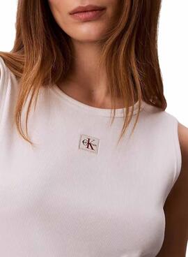 Camiseta Calvin Klein Jeans Cuto blanco para mujer