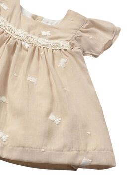 Conjunto Mayoral vestido beige bordado para bebé
